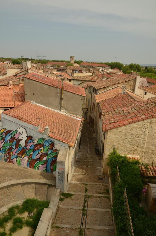 Aux Pieds Des Arenes Apartment Arles Luaran gambar
