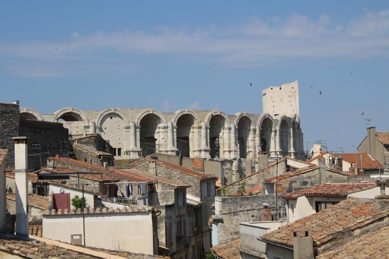 Aux Pieds Des Arenes Apartment Arles Luaran gambar