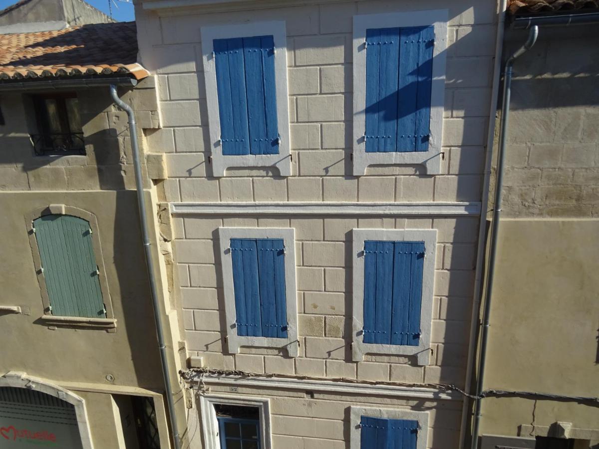 Aux Pieds Des Arenes Apartment Arles Luaran gambar
