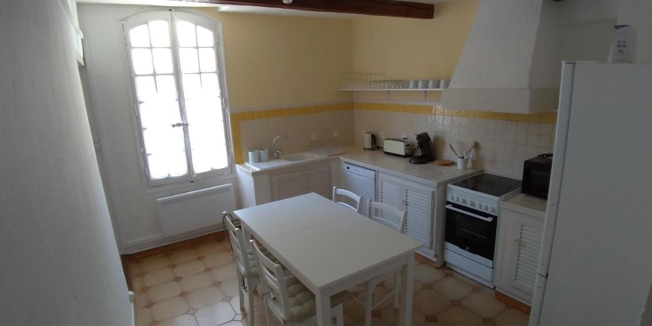 Aux Pieds Des Arenes Apartment Arles Luaran gambar