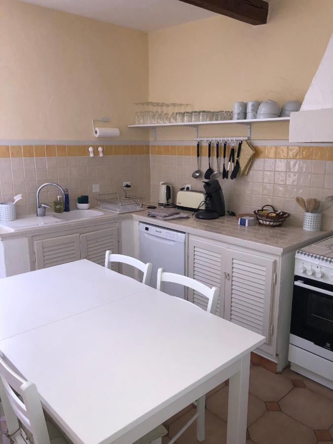 Aux Pieds Des Arenes Apartment Arles Luaran gambar